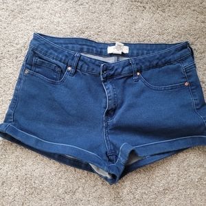 Forever 21 mid rise shorts